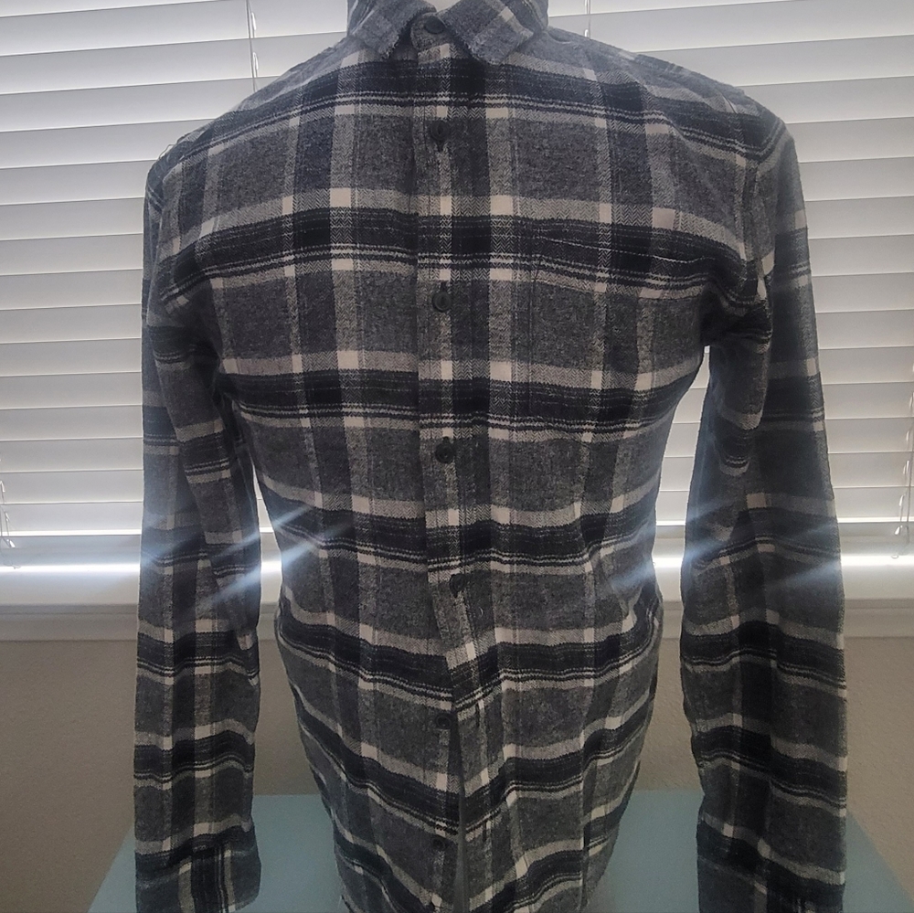 American Rag/Active Flannels 2/$20 Small - Picture 5 of 7